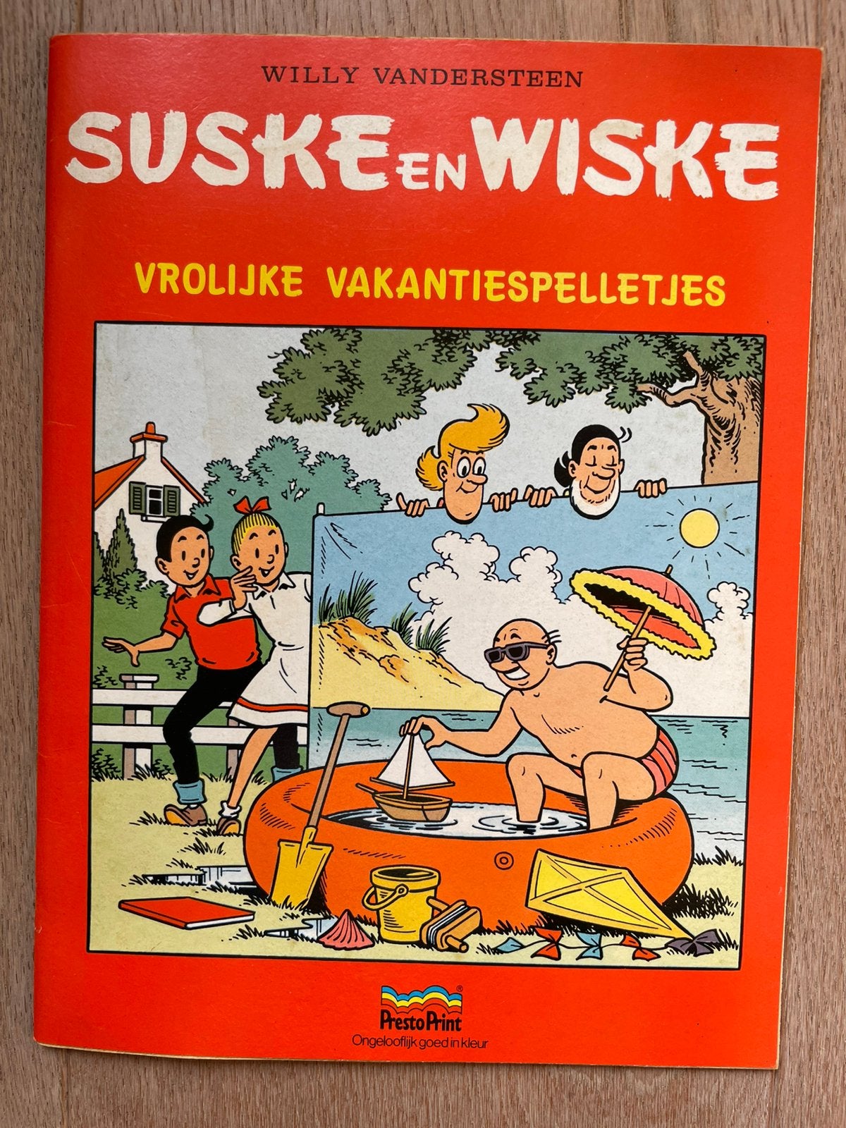 Suske en Wiske vrolijke vakantiespelletjes, Eén stripboek, Ophalen of Verzenden, Zo goed als nieuw