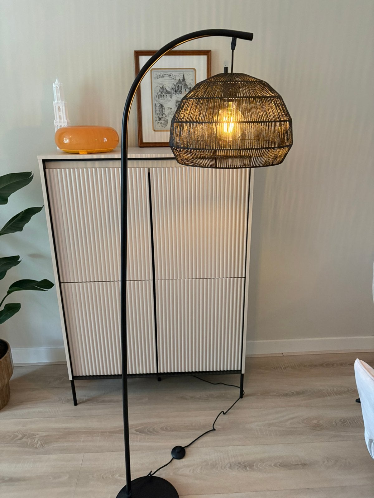 Kwantum vloerlamp zwart, Huis en Inrichting, Lampen | Vloerlampen, Ophalen, Zo goed als nieuw, 150 tot 200 cm