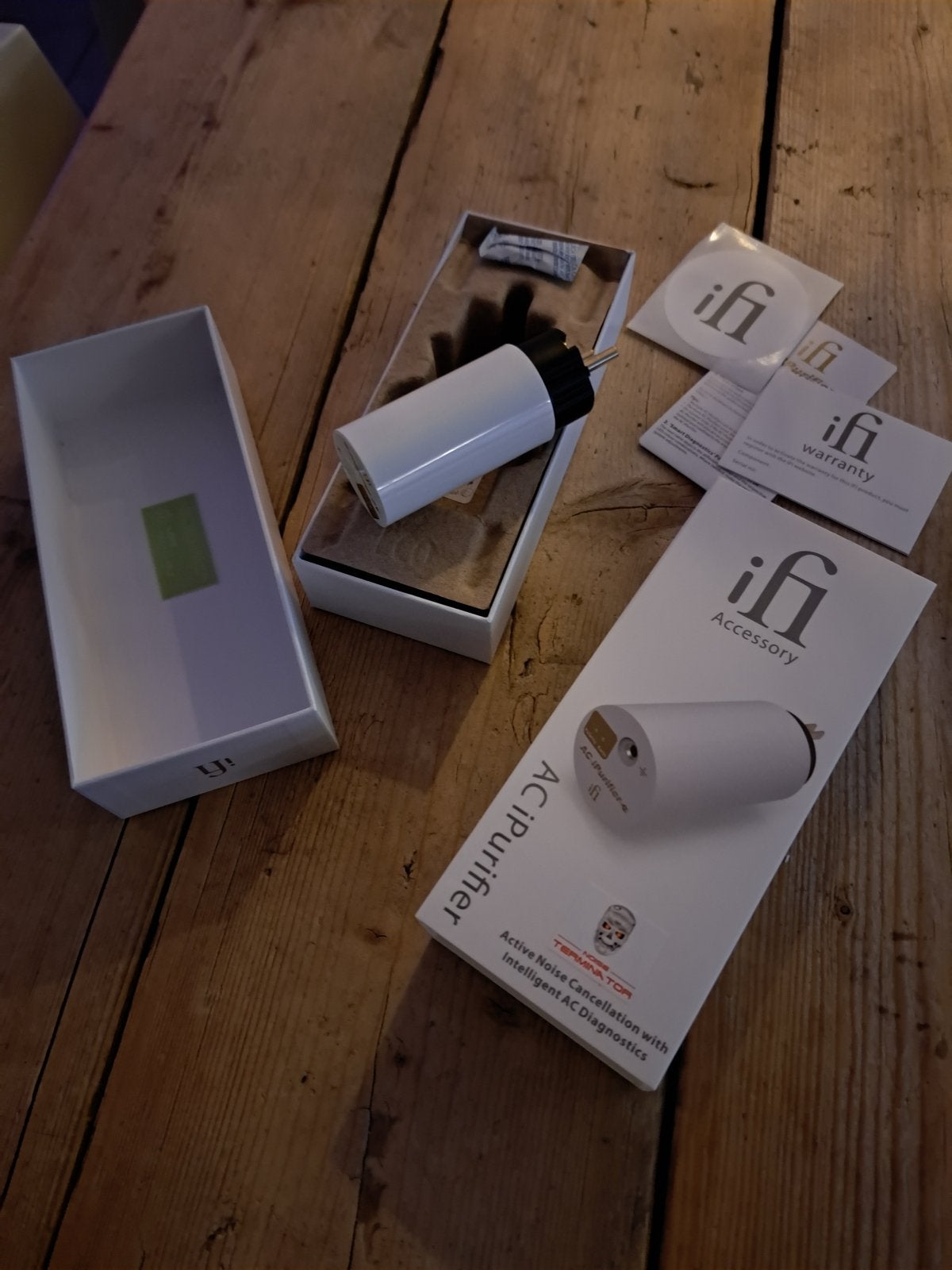 2x iFi AC iPurifier Active Noise Cancellation, Audio, Tv en Foto, Ophalen of Verzenden, Zo goed als nieuw, Minder dan 2 meter