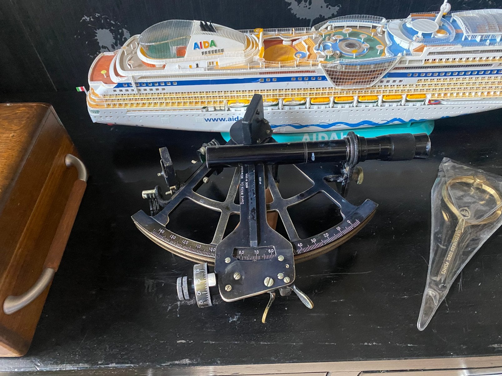 Scheepvaart, Ophalen of Verzenden, Zo goed als nieuw