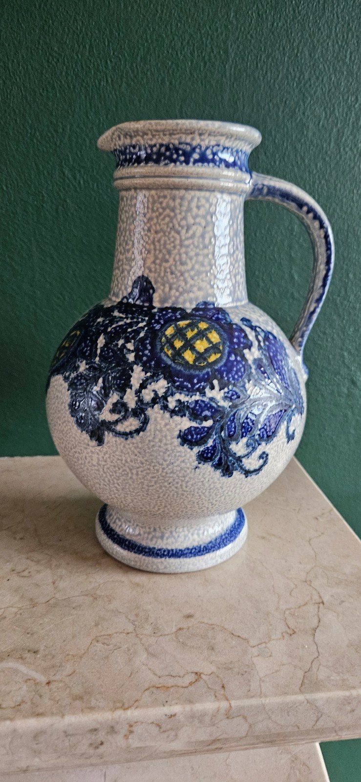 Antieke kruik met blauw-geel decor, Ophalen of Verzenden