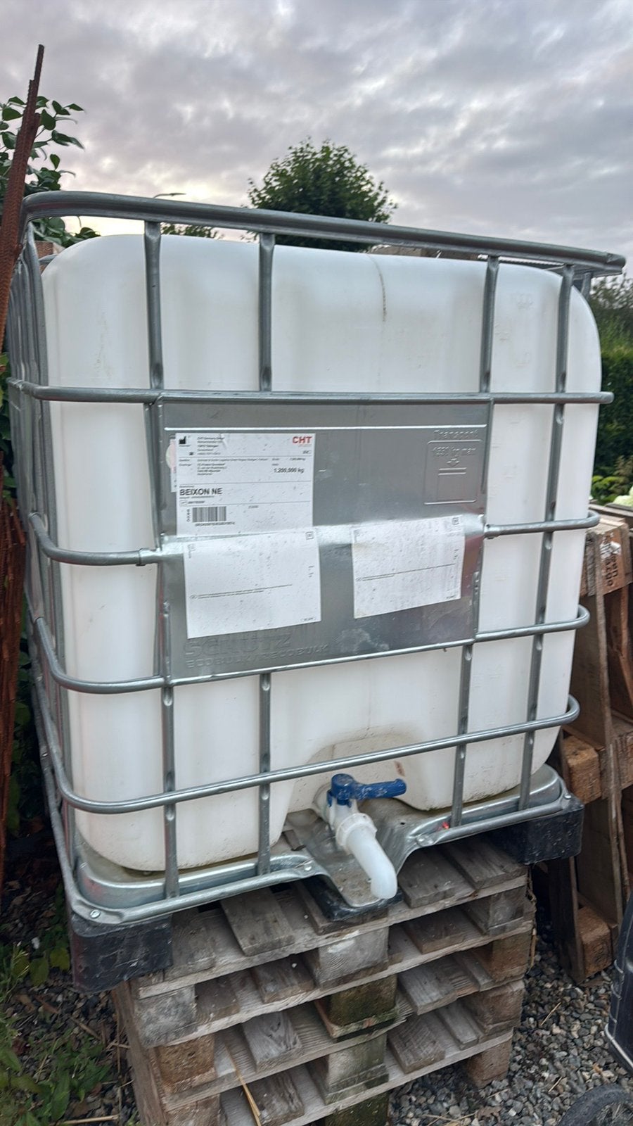 IBC 1000 liter watertank, Tuin en Terras, 150 liter of meer, Ophalen, Zo goed als nieuw