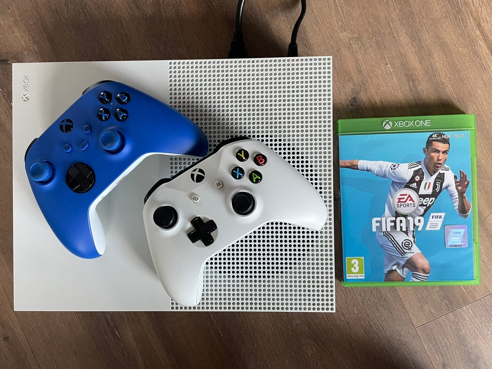 XBOX One S (1TB) + twee controllers, Ophalen, Met games, Met 2 controllers, Xbox One S