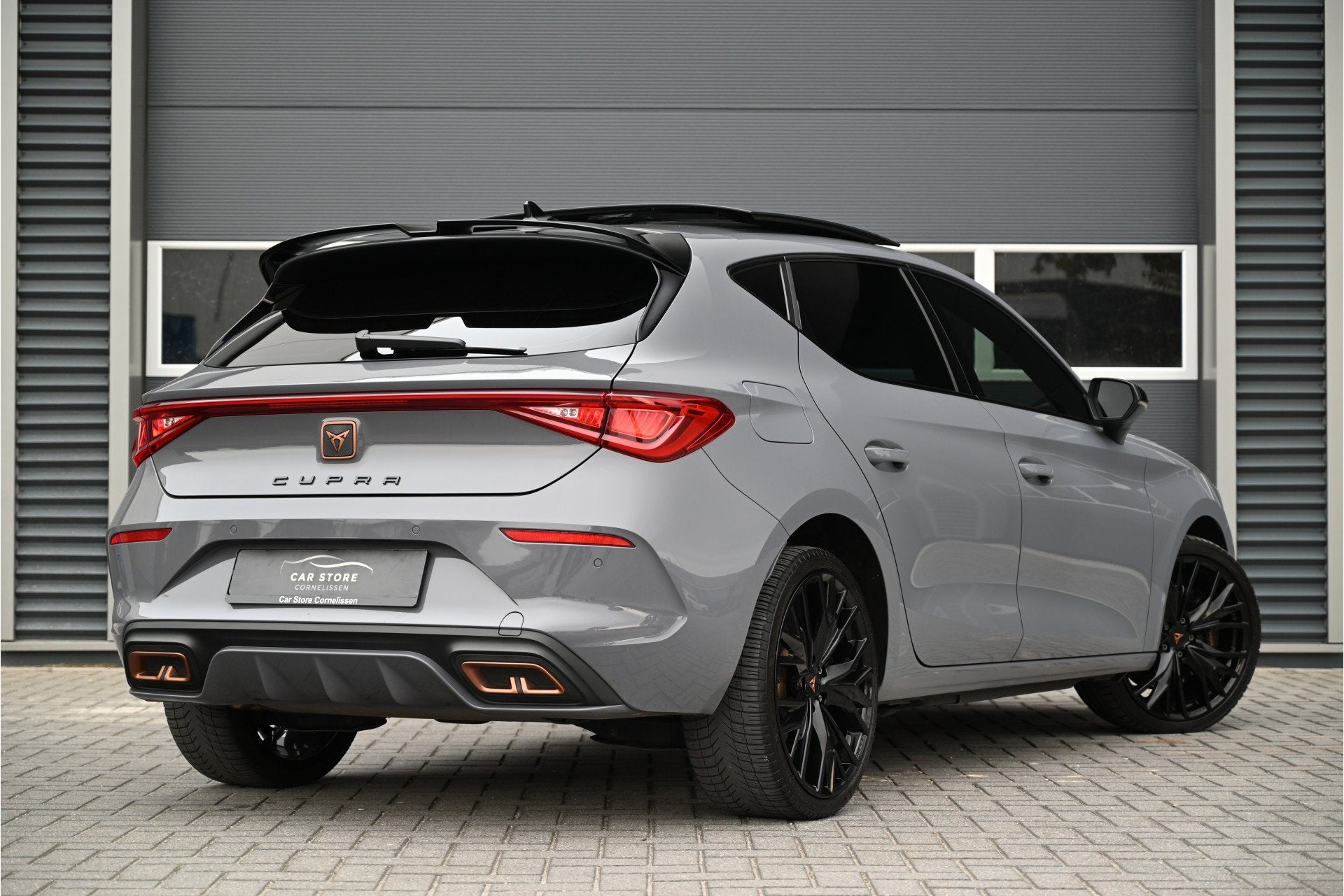 CUPRA Leon 1.4 e-Hybrid VZ 245 PK / PANO / DCC / SFEER / ACC, Auto's, 77 km/l, Gebruikt, 4 cilinders, Leon