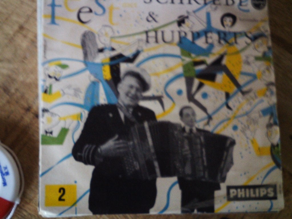 Feest met Schriebl/Hupperts -2-   medley's  24s, 7 inch, Zo goed als nieuw, Beschermende buitenhoes, Overige typen