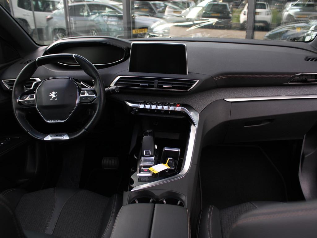 Peugeot 3008 1.2 PureTech GT Line Automaat | Navi / Panorama, 12 maanden, Gebruikt, 1199 cc, Leder en Stof
