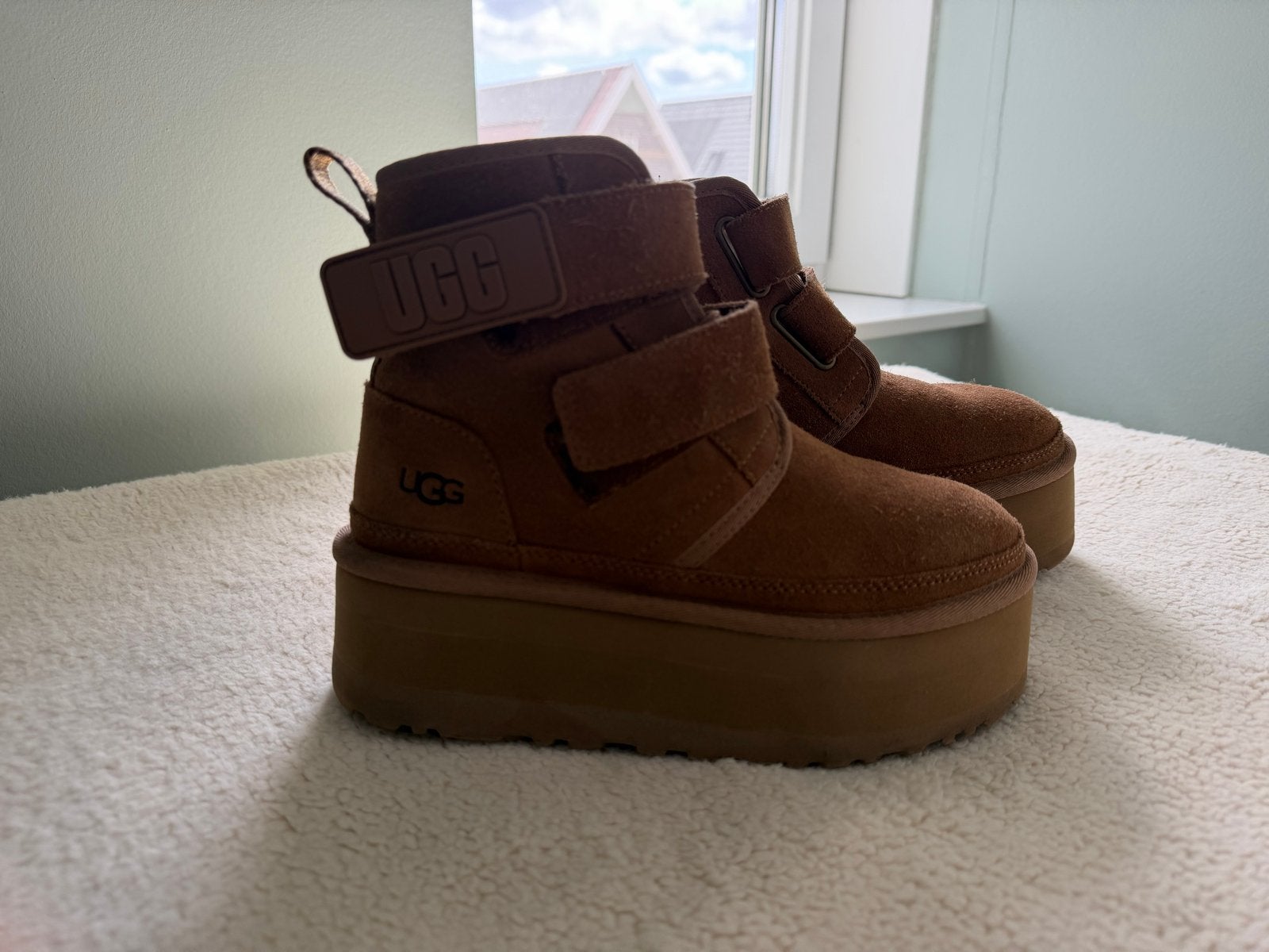 Uggs Plateau Laarzen Maat 36, Kleding | Dames, Bruin, Lage of Enkellaarzen, Ophalen of Verzenden, Gedragen