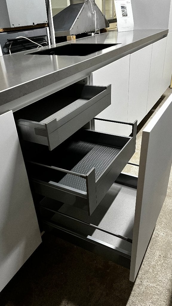 Keuken Compleet met APP 120Keukens op voorraad Nr. 2982, Ophalen of Verzenden, Zo goed als nieuw, Overige typen, Greeploos