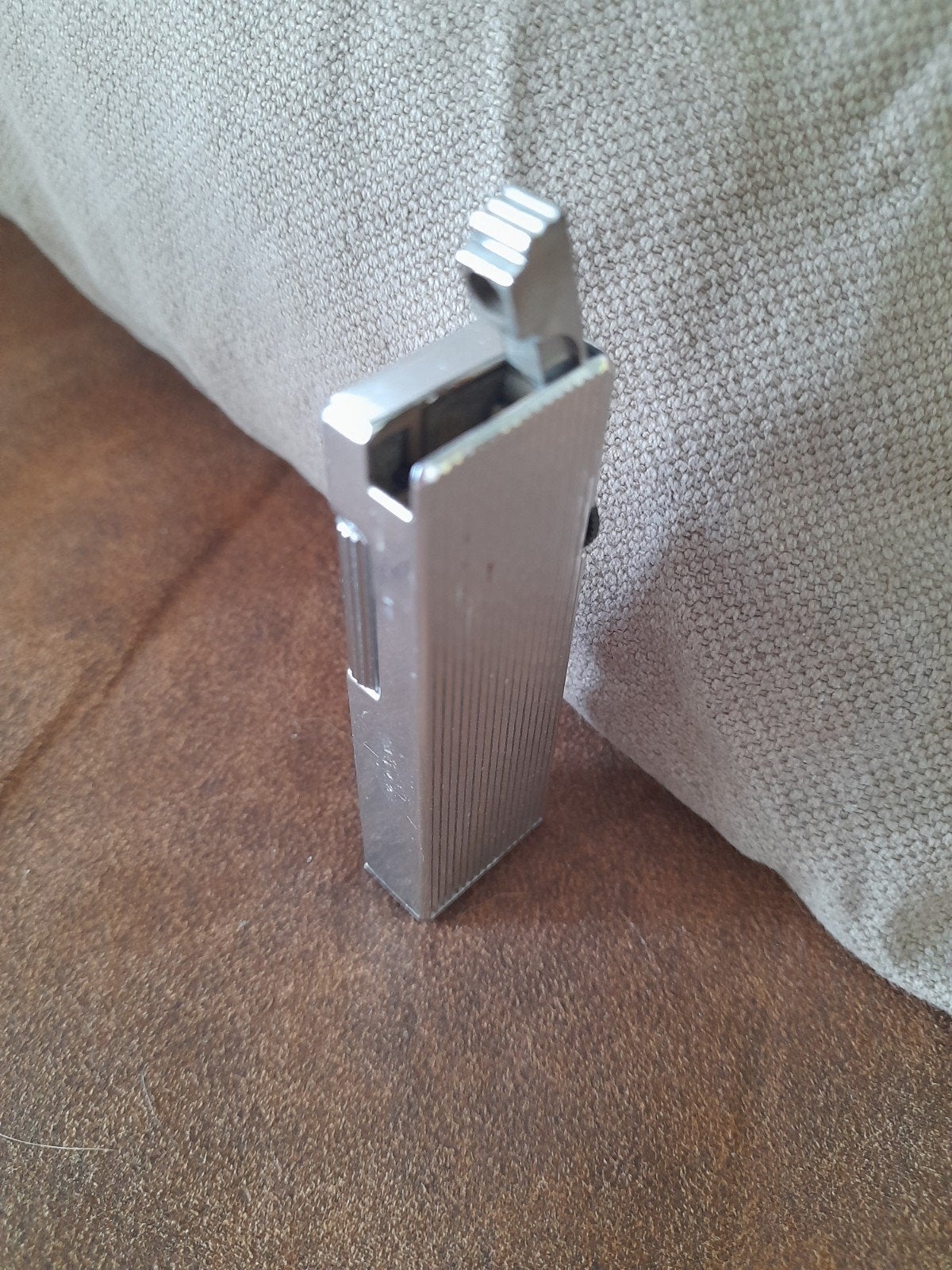 Vintage Champ Aansteker - Zilverkleurig met gravering  Tonny, Ophalen of Verzenden, Gebruikt, Aansteker