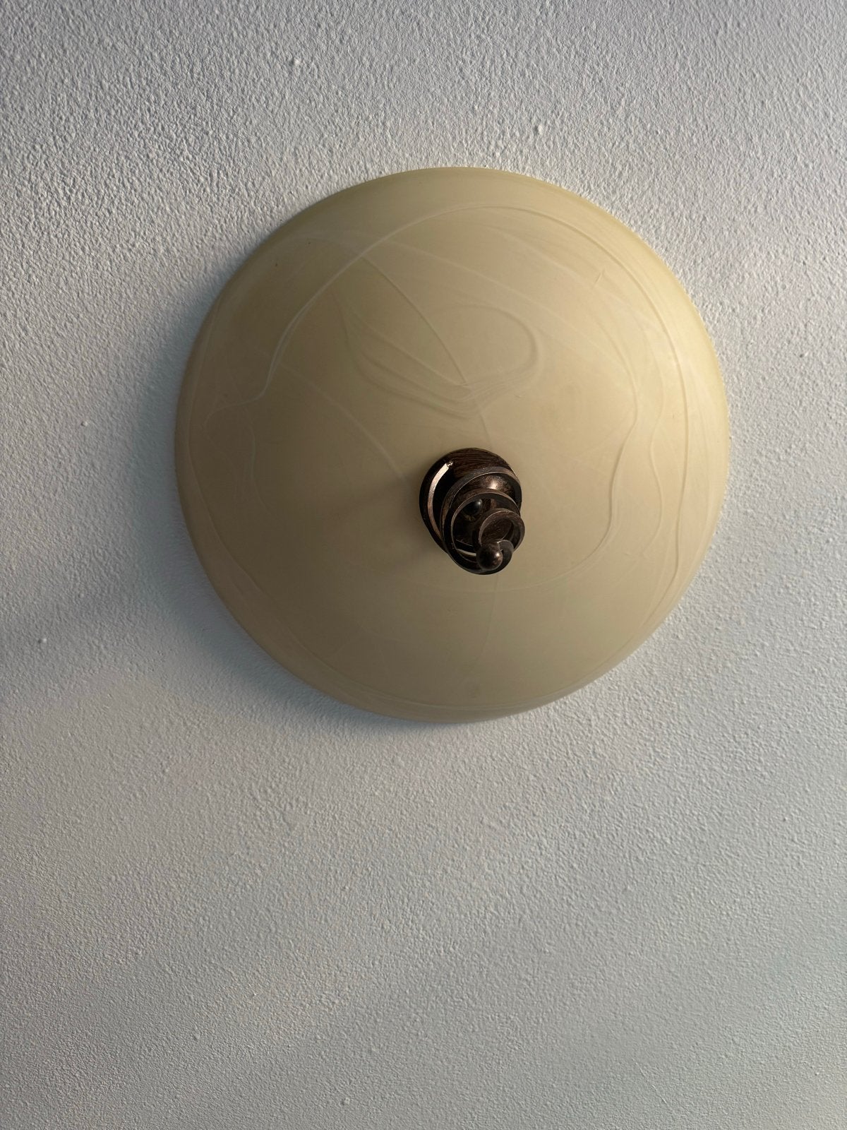 Plafondlamp met melkglas kap, Overige merken, Gebruikt, Beige, Ophalen of Verzenden