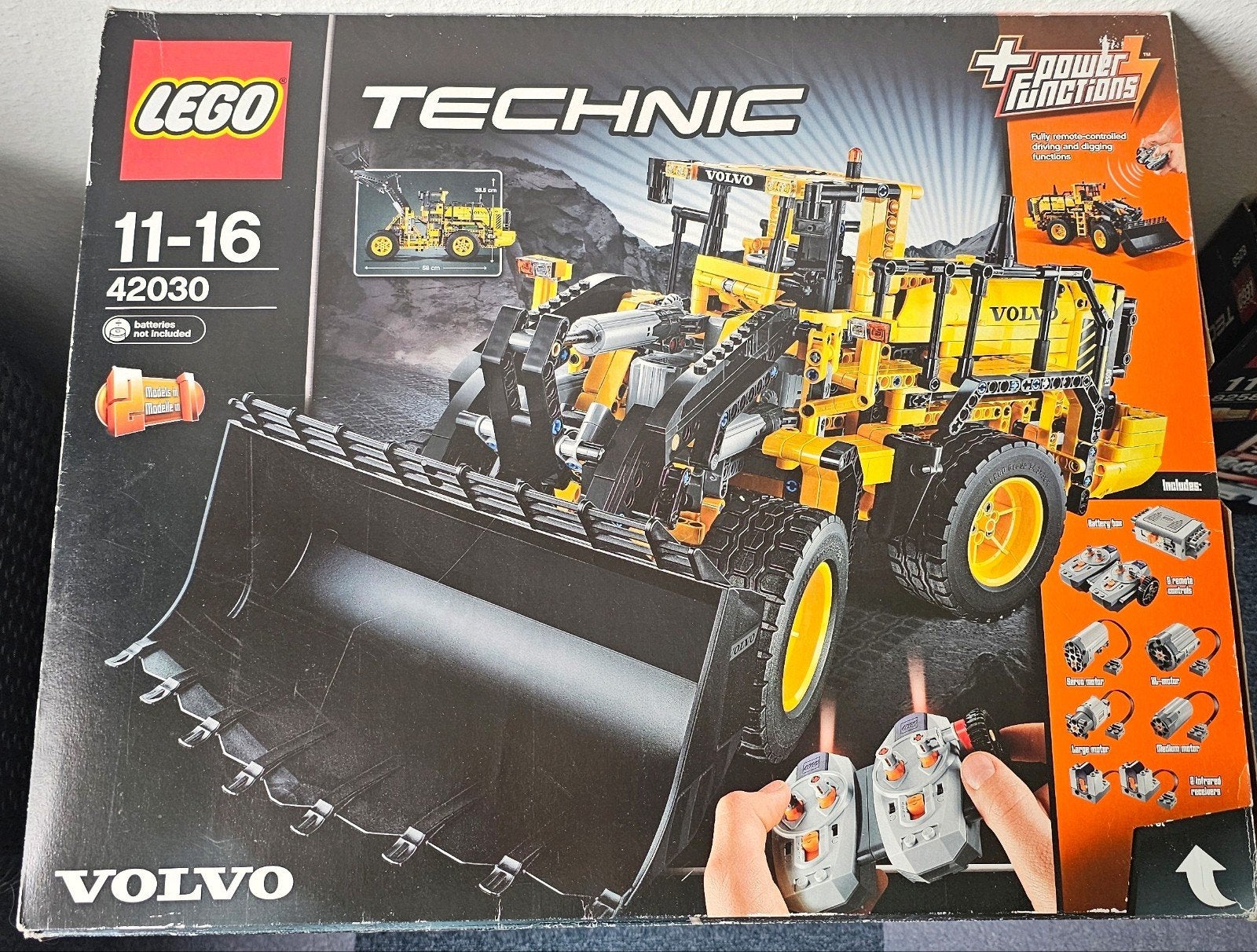 Lego 42030 Volvo Wheel Loader, Ophalen, Lego, Zo goed als nieuw, Technic