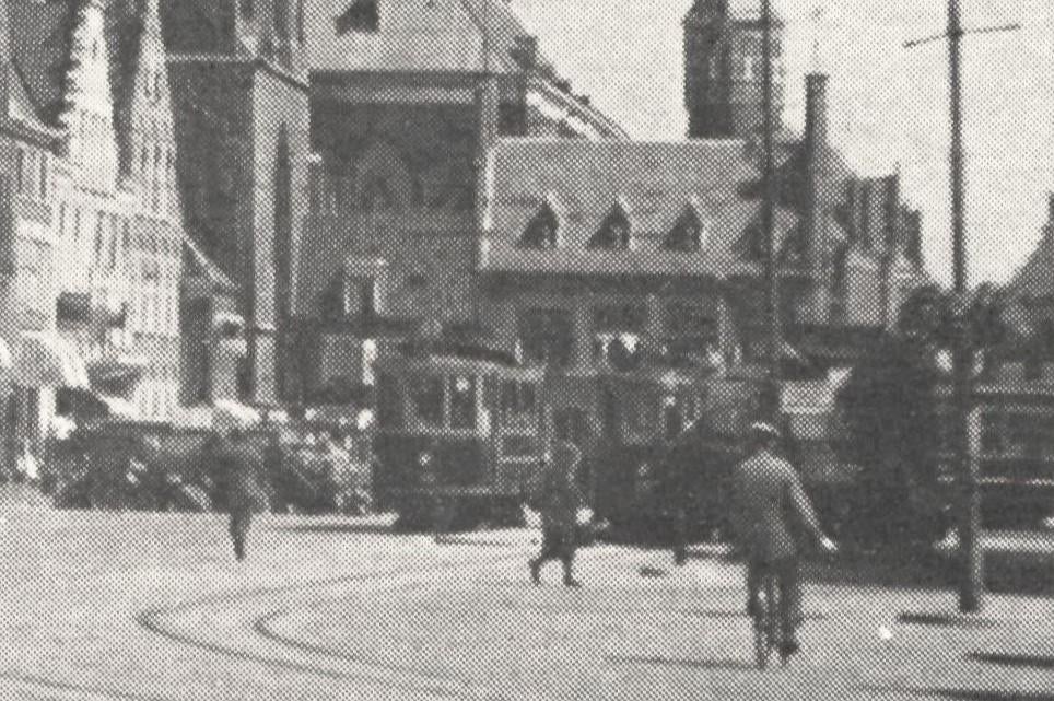 950595	Groningen	Martinitoren	Tram	1943	zegel verwijderd, Ophalen of Verzenden, 1940 tot 1960, Gelopen, Groningen