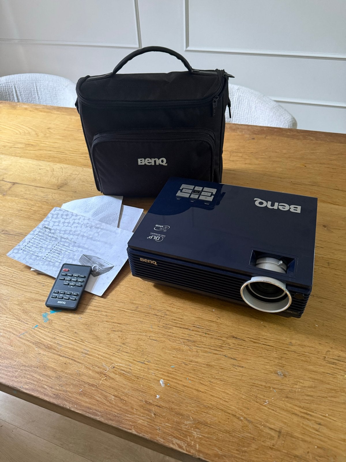 Benq Beamer DLP Projector met Tas en Afstandsbediening, Gebruikt, Ophalen of Verzenden, DLP, Overige resoluties