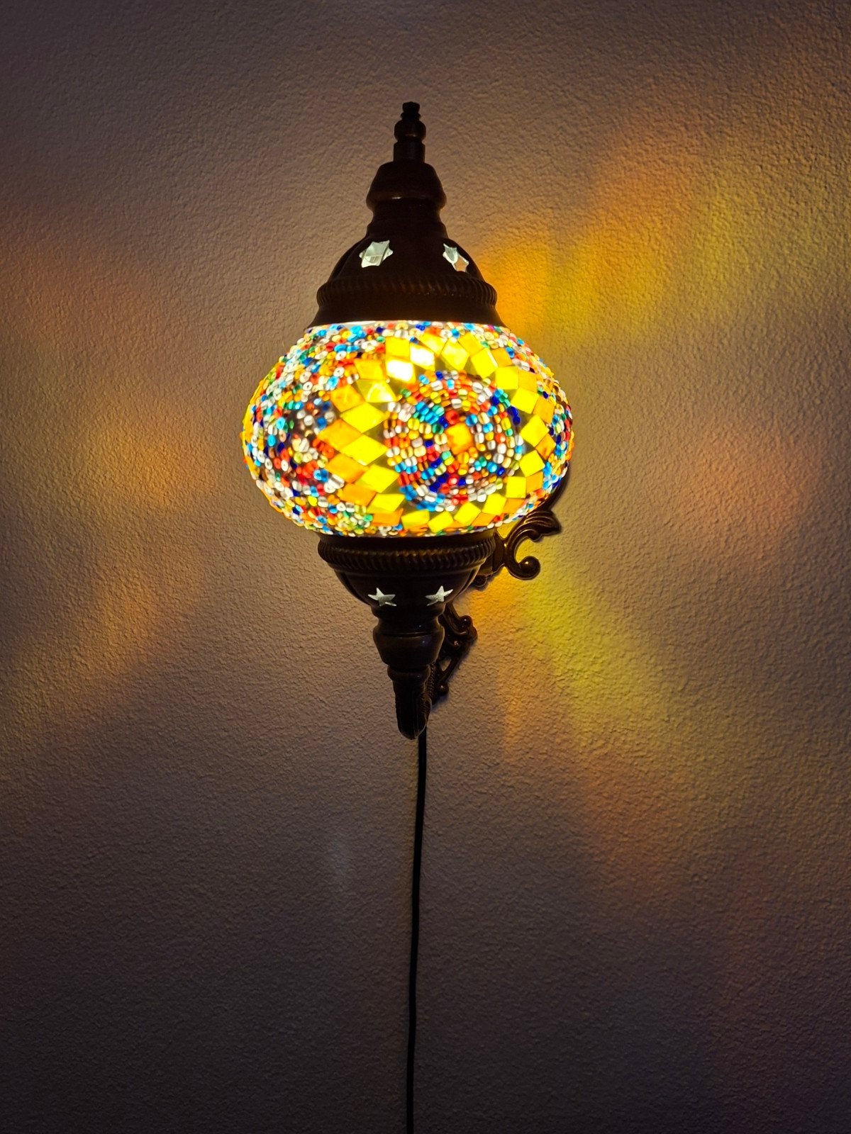 Oosterse Mozaïek Wandlamp - Handgemaakt en Kleurrijk, Huis en Inrichting, Ophalen, Meerkleurig, Overige fittingen, Zo goed als nieuw