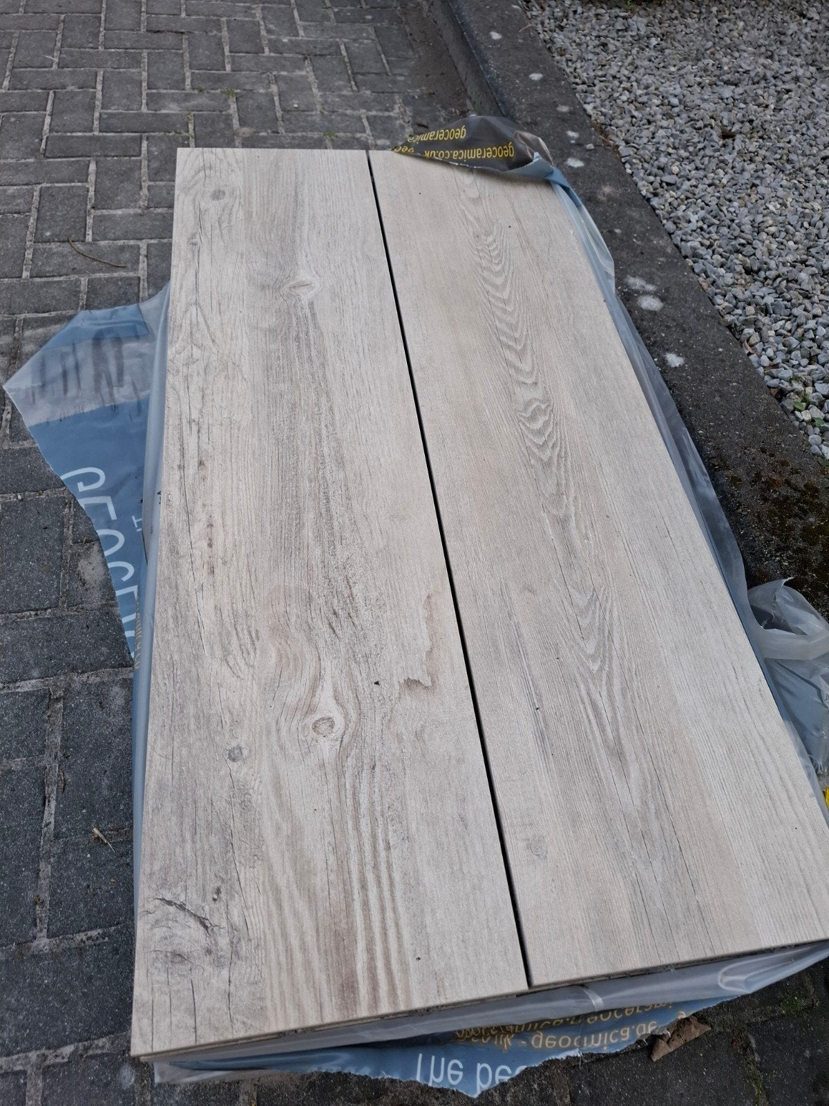Terras tegels houtnerf. 120 x 30, Ophalen