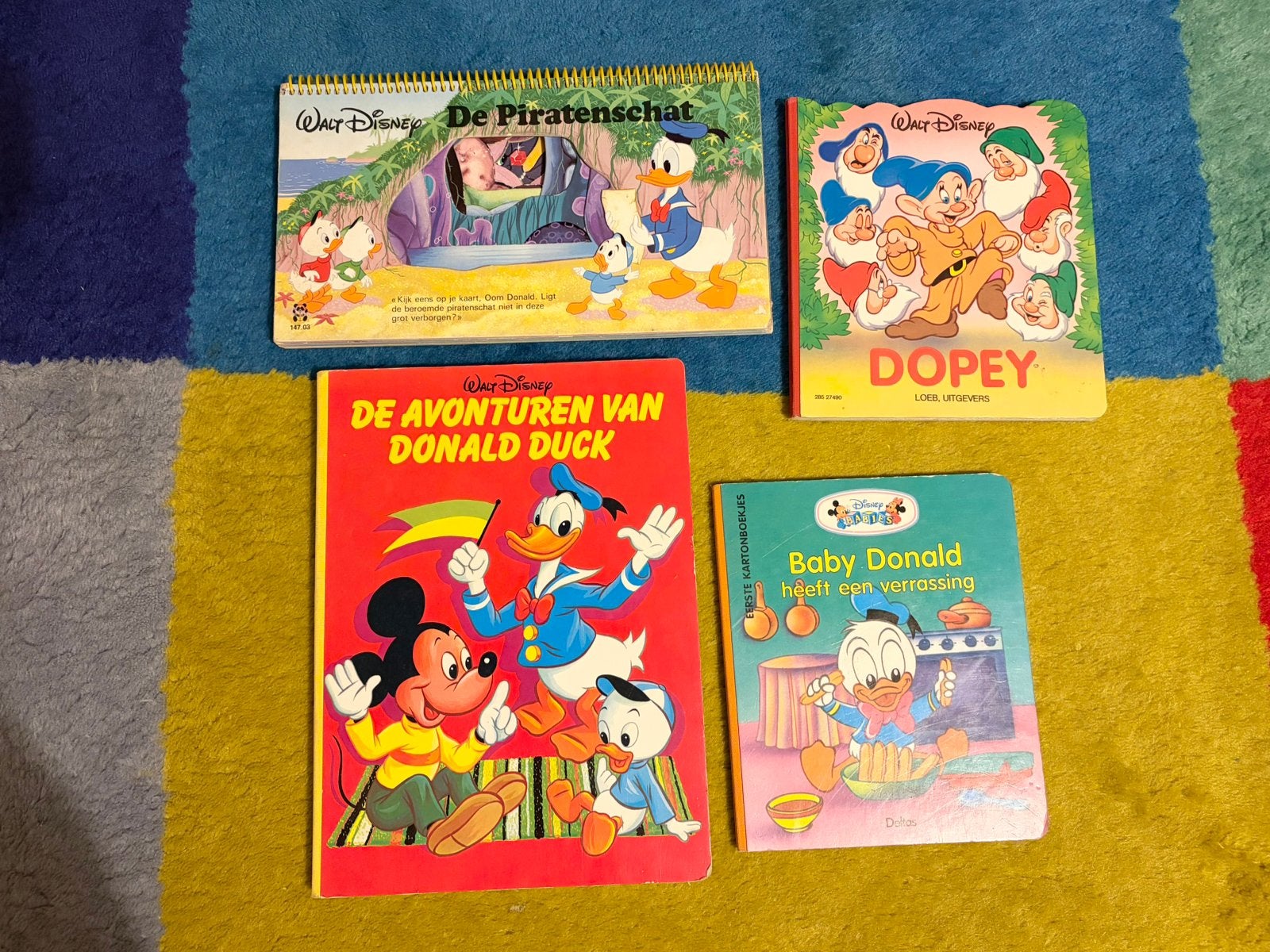 4 vintage Disney boeken/boekjes (€2,50 per stuk), Ophalen of Verzenden, Gelezen, Fictie algemeen