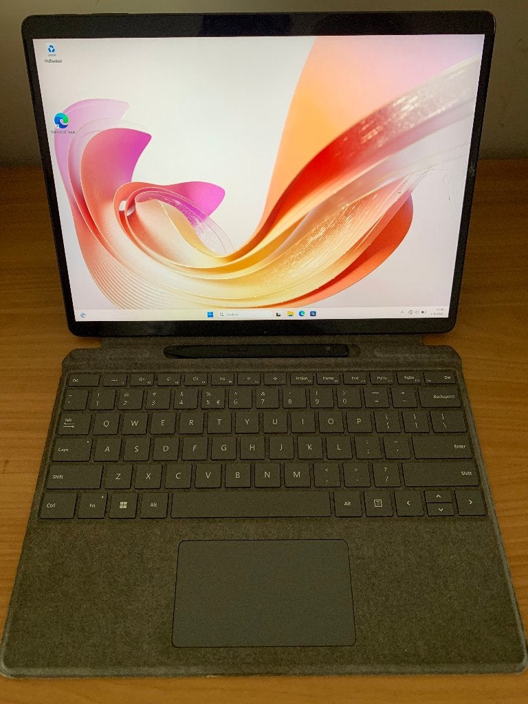 microsoft surface pro 9, Computers en Software, Windows Laptops, Gebruikt, 2 tot 3 Ghz, 13 inch, Ophalen of Verzenden