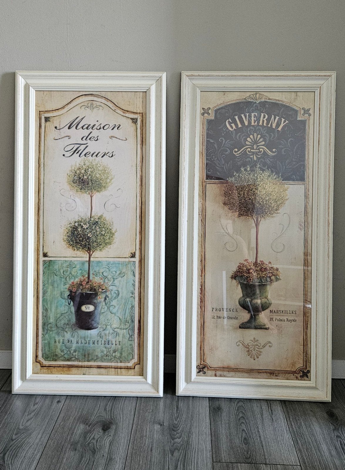 Set van 2 ingelijste prints 'Maison des Fleurs' en 'Giverny', Huis en Inrichting, Ophalen, 75 cm of meer, 50 tot 75 cm, Print