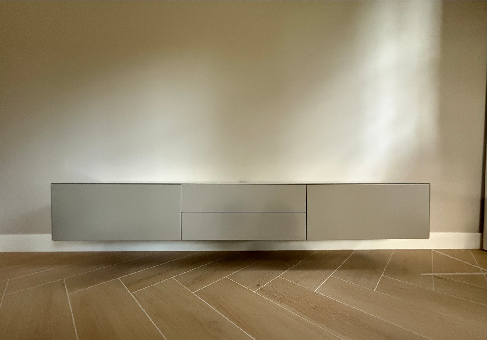 Monoz zwevend tv-meubel Excellent serie - L200xD38xH30cm, Huis en Inrichting, Ophalen, Overige materialen, 150 tot 200 cm, Zo goed als nieuw