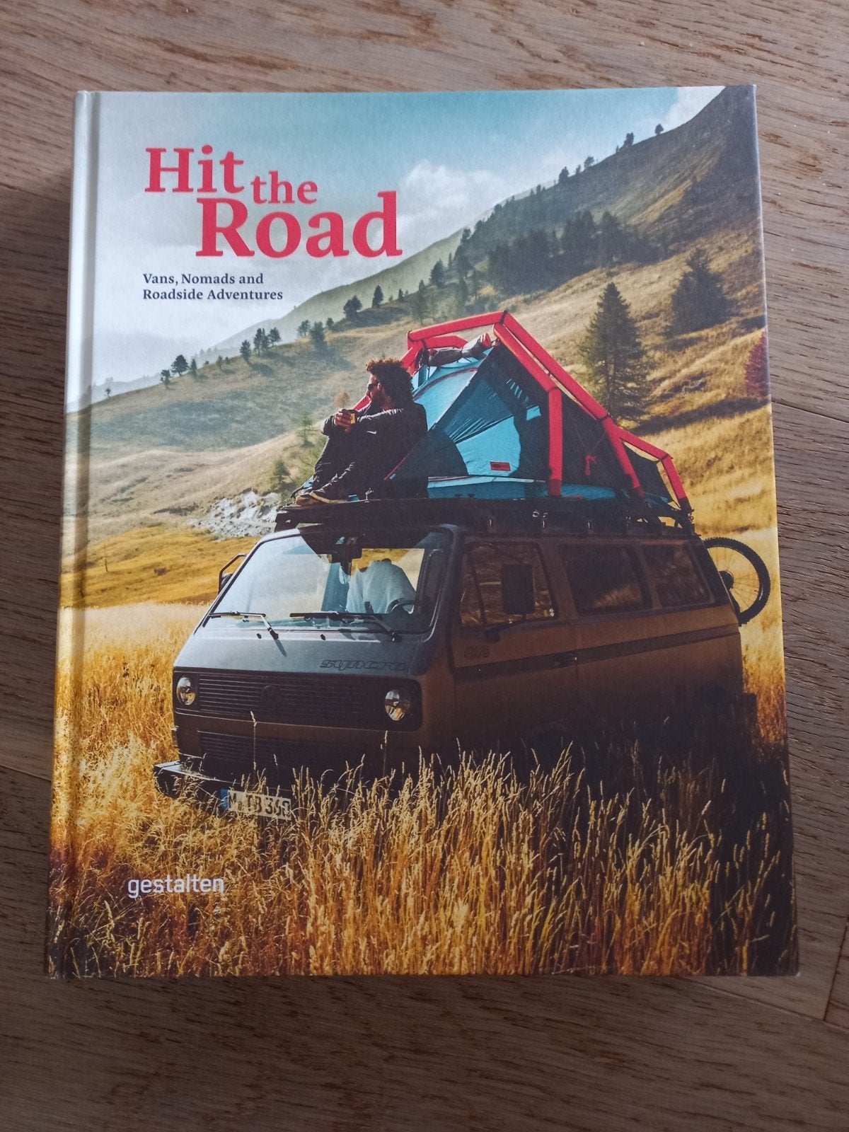 Hit the Road: Vans, Nomads and Roadside Adventures, Overige merken, Budget, Europa, Ophalen of Verzenden