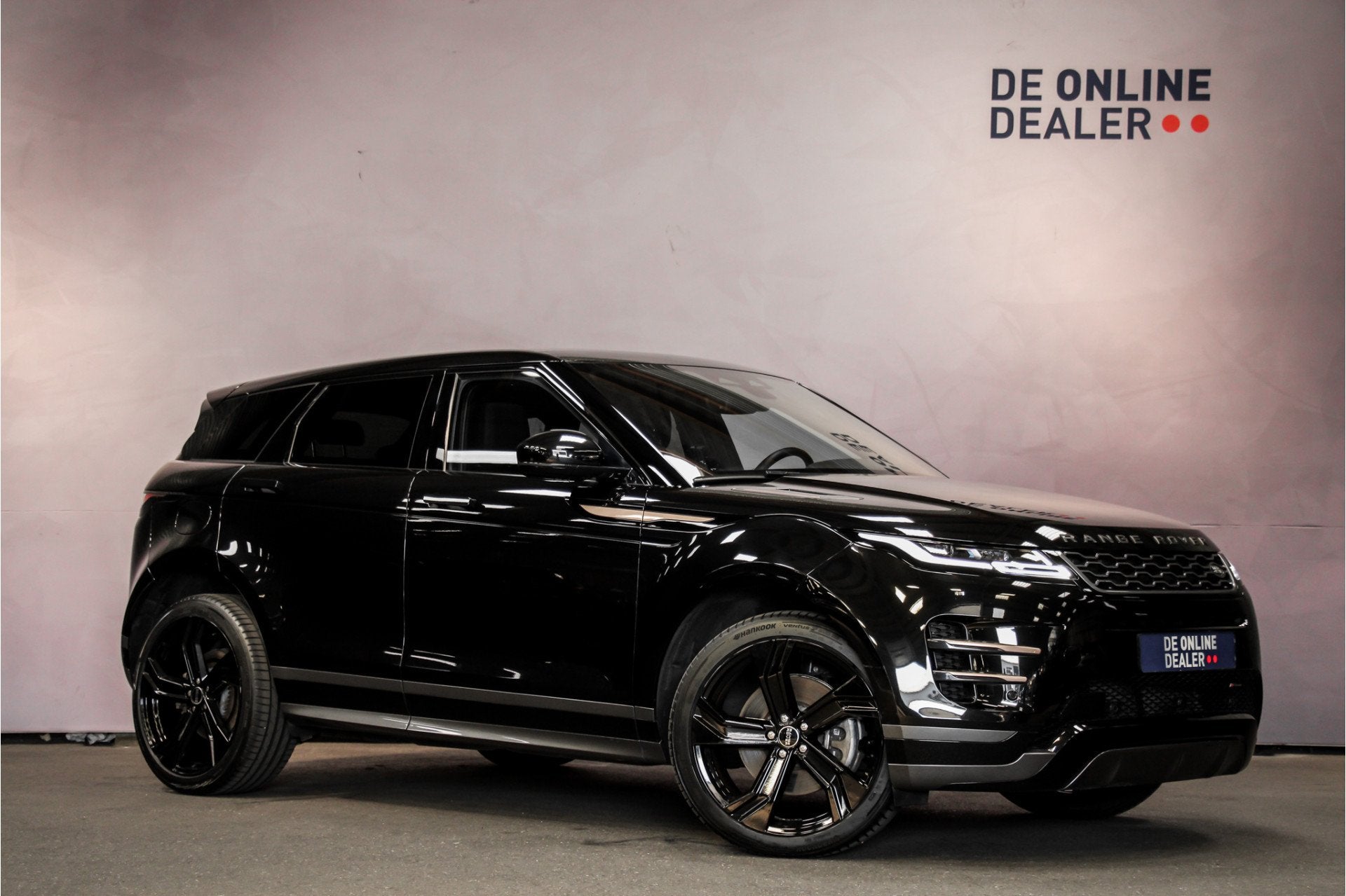 Land Rover Range Rover Evoque 1.5 P300e R-Dynamic SE |Pano|L, Auto's, Land Rover, Parkeersensor, Euro 6, Zwart, Leder