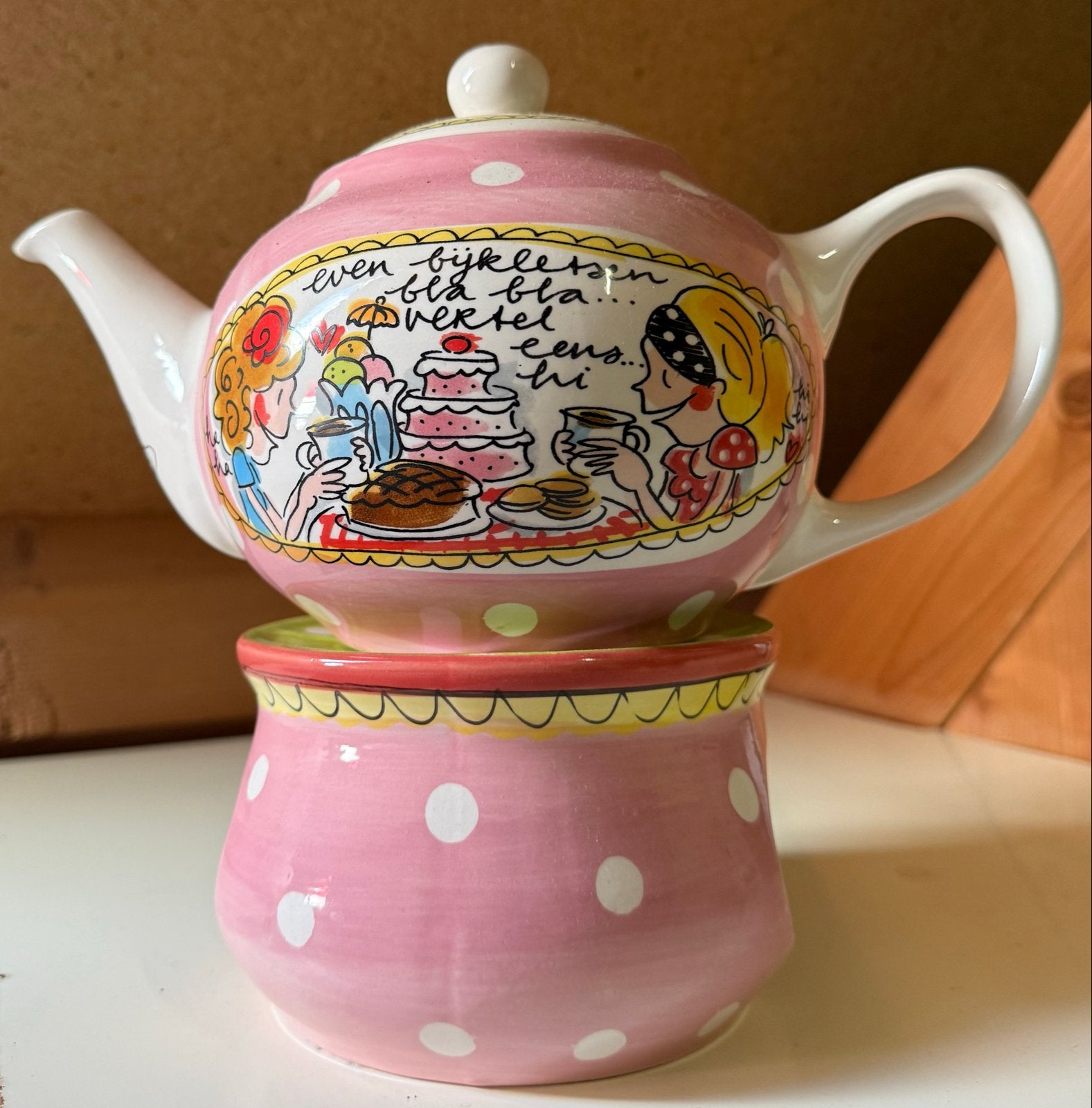 Blond Amsterdam theepot met theelichtje - Even bijkletsen, Keramiek, Ophalen of Verzenden, Zo goed als nieuw, Theepot