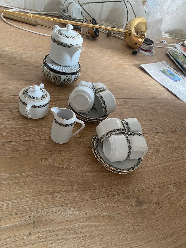 Theeservies, Antiek en Kunst, Ophalen