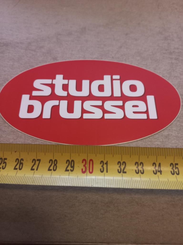 Studio brussel  33, Ophalen of Verzenden, Zo goed als nieuw