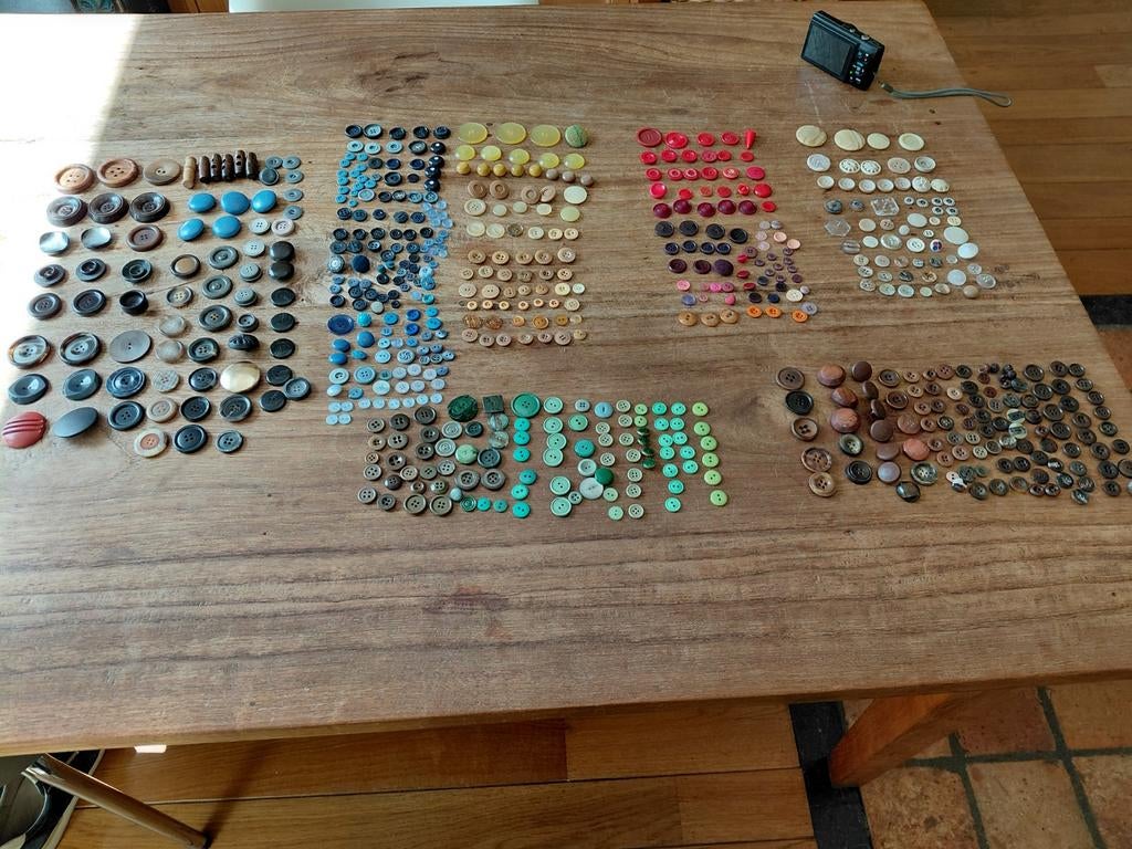 Verschillende knopen, Hobby en Vrije tijd, Naaien en Fournituren, Ophalen of Verzenden, Zo goed als nieuw, Knoop of Knopen