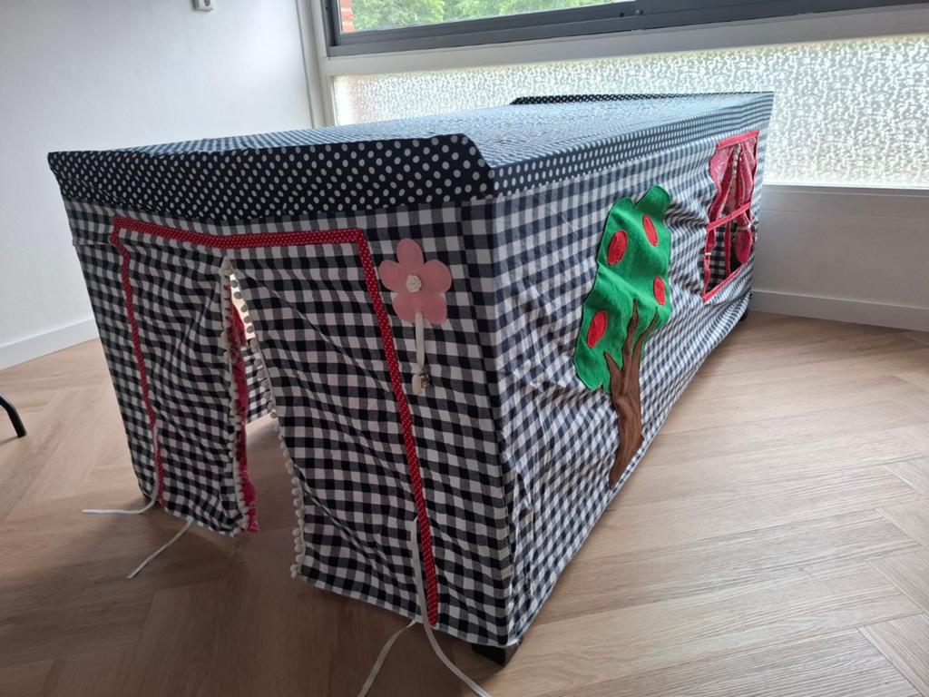 Tafel-tent / speeltent, Verzenden, Gebruikt
