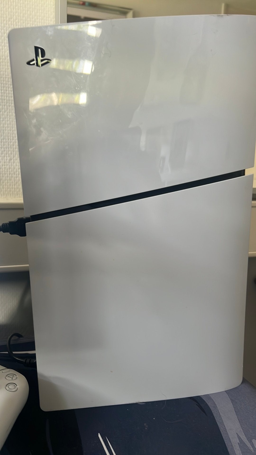 Ps5 Slim 1TB + doos, Spelcomputers en Games, Spelcomputers | Sony PlayStation 5, Ophalen of Verzenden, Zo goed als nieuw