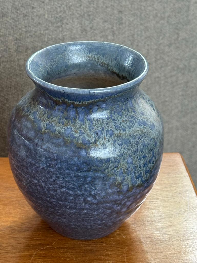 Vintage Keramieken Vaas - Blauw met Gespikkeld Glazuur, Ophalen of Verzenden, Blauw, Aardewerk of Porselein, Minder dan 50 cm