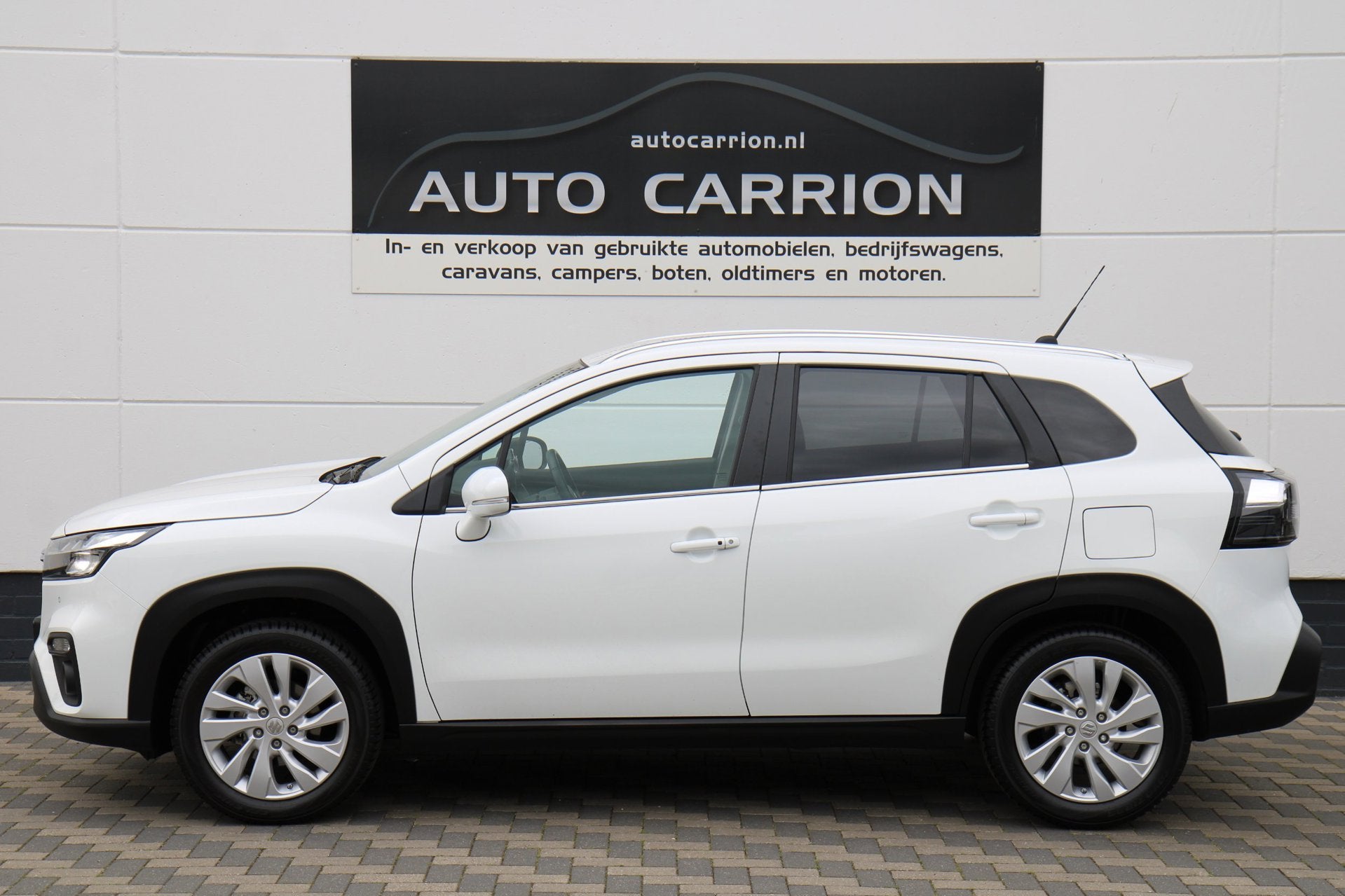 Suzuki S-Cross 1.4 Boosterjet Smart Hybrid Carplay BTW !, Auto's, Voorwielaandrijving, Stof, Gebruikt, Zwart