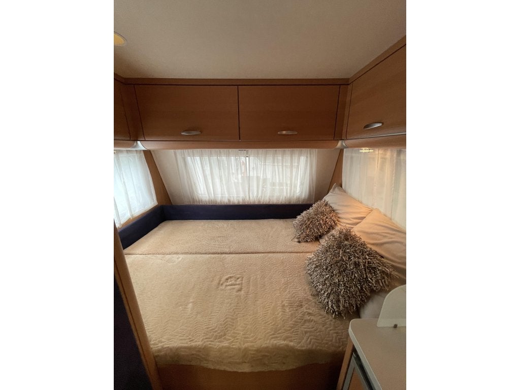 Knaus Sport 420 QD DWARSBED VOORTENT MOVER, Caravans en Kamperen, Caravans, Rondzit, Schokbreker, Bedrijf, 750 - 1000 kg