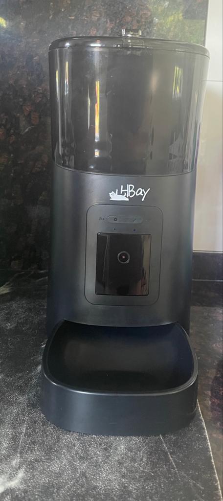Hbay automatische voertoren 6 lt voor hond kat met camera, Ophalen of Verzenden, Zo goed als nieuw