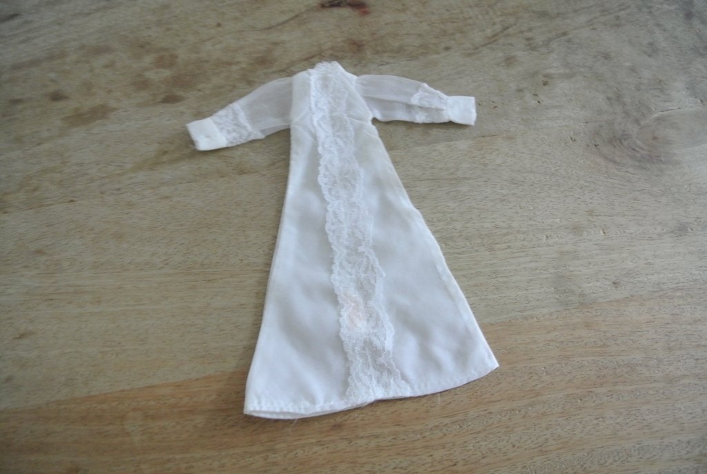 Barbie Kleertjes  Super Linna/ nr 19, Verzamelen, Poppen, Ophalen of Verzenden, Zo goed als nieuw, Kleertjes