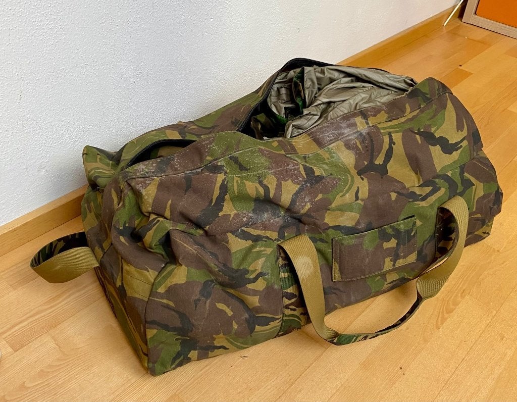 militaria - Originele Defensie-uitrusting uit de jaren '90, Verzamelen, Ophalen, Luchtmacht, Nederland, Kleding of Schoenen