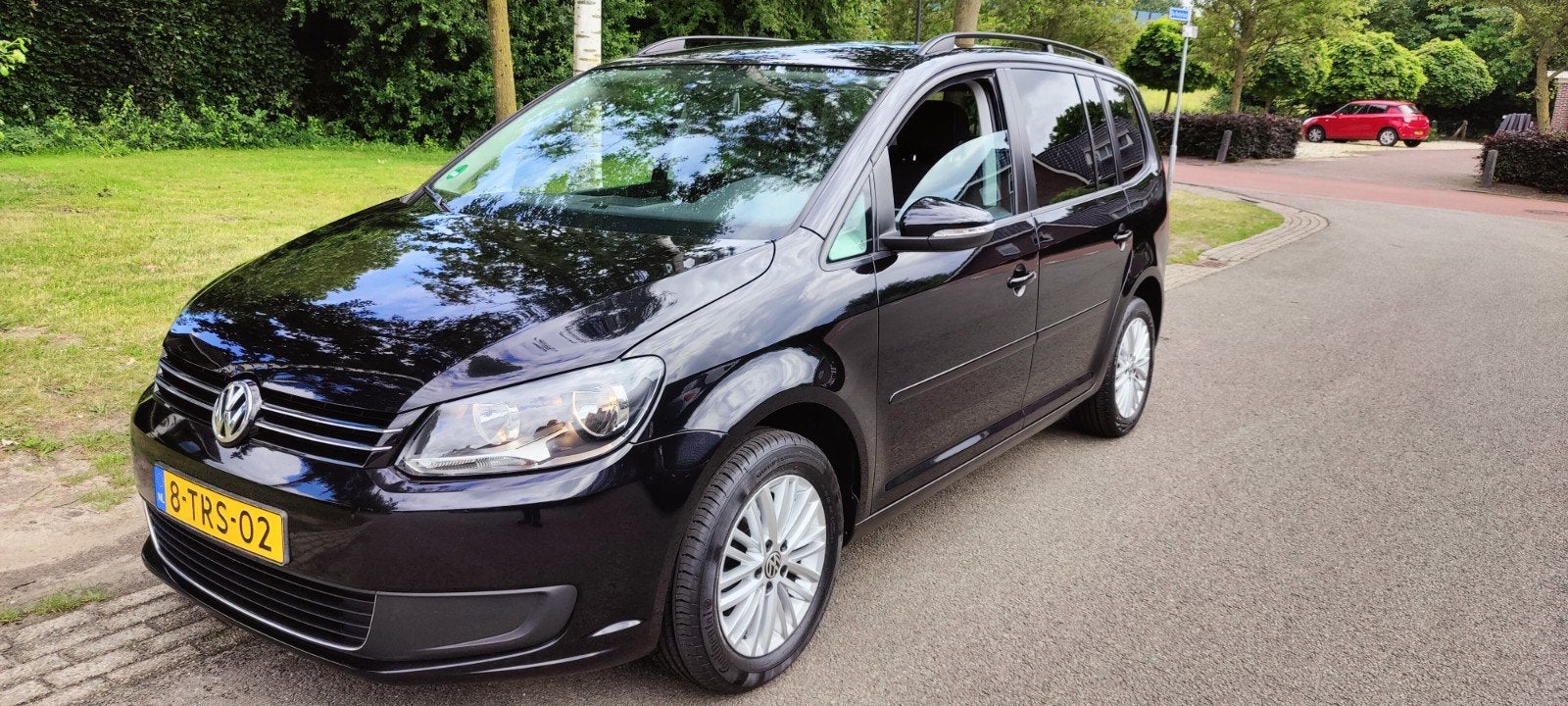 Vw Touran 1.6 TDI 04-2014  7-Pers. Uitv. Export prijs 6.450-, Auto's, Voorwielaandrijving, Euro 5, 4 cilinders, Navigatiesysteem
