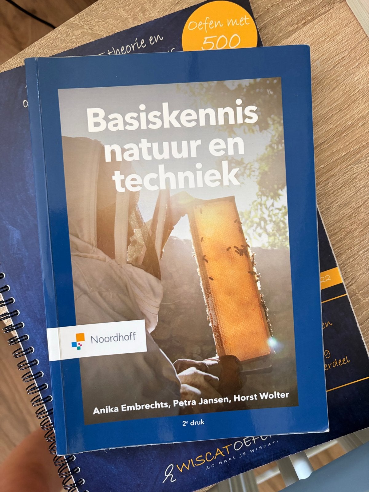 Basiskennis natuur en techniek - Zeer goede staat, Boeken, Ophalen, Beta, Zo goed als nieuw, HBO