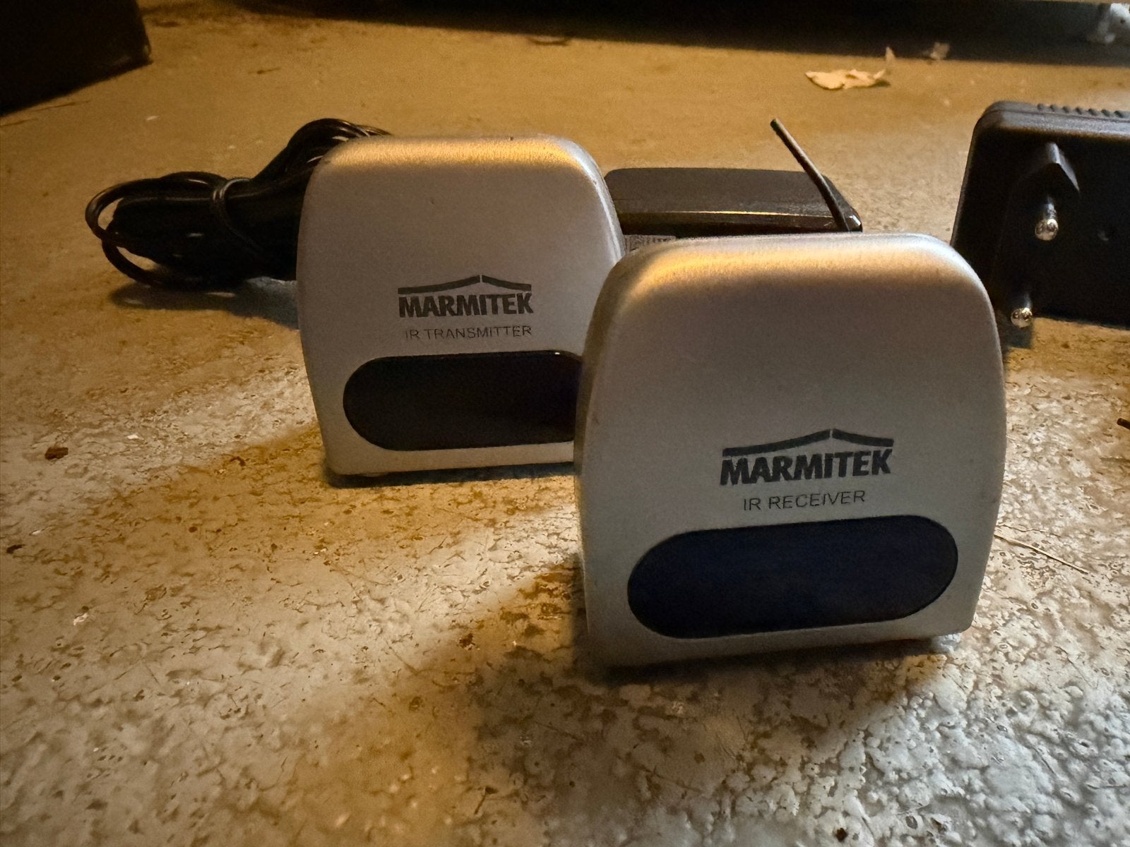 2x Marmitek IR Extender Set – Infrarood Verlenger, Ophalen of Verzenden, Gebruikt, Minder dan 2 meter, Overige kabels