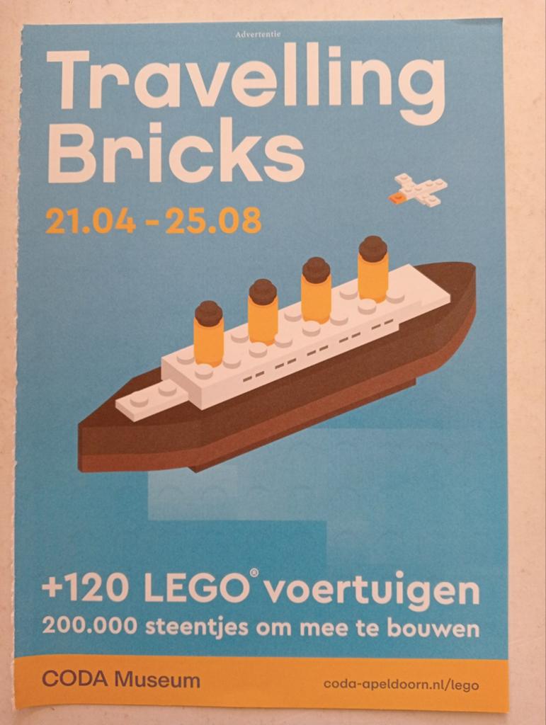 Lego affiche 'Travelling Bricks' CODA museum, Ophalen of Verzenden, 1980 tot heden, Knipsel(s)