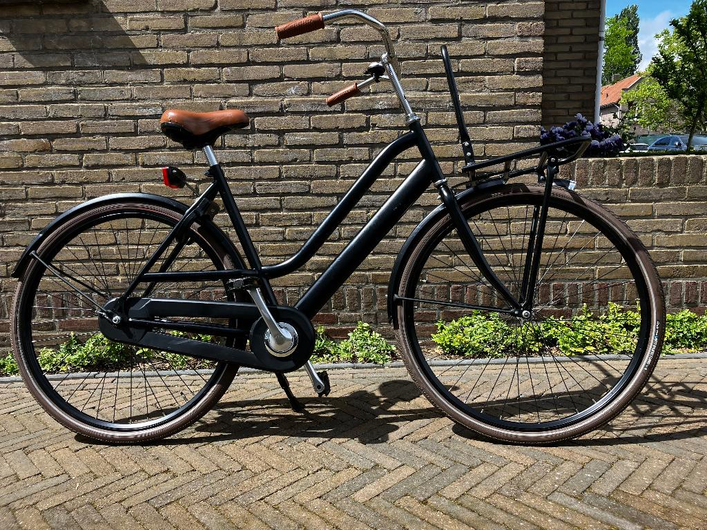 Stadsfiets, voorrek, axa slot, zeer weinig gebruikt, Ophalen, Zo goed als nieuw, Terugtraprem, Overige merken