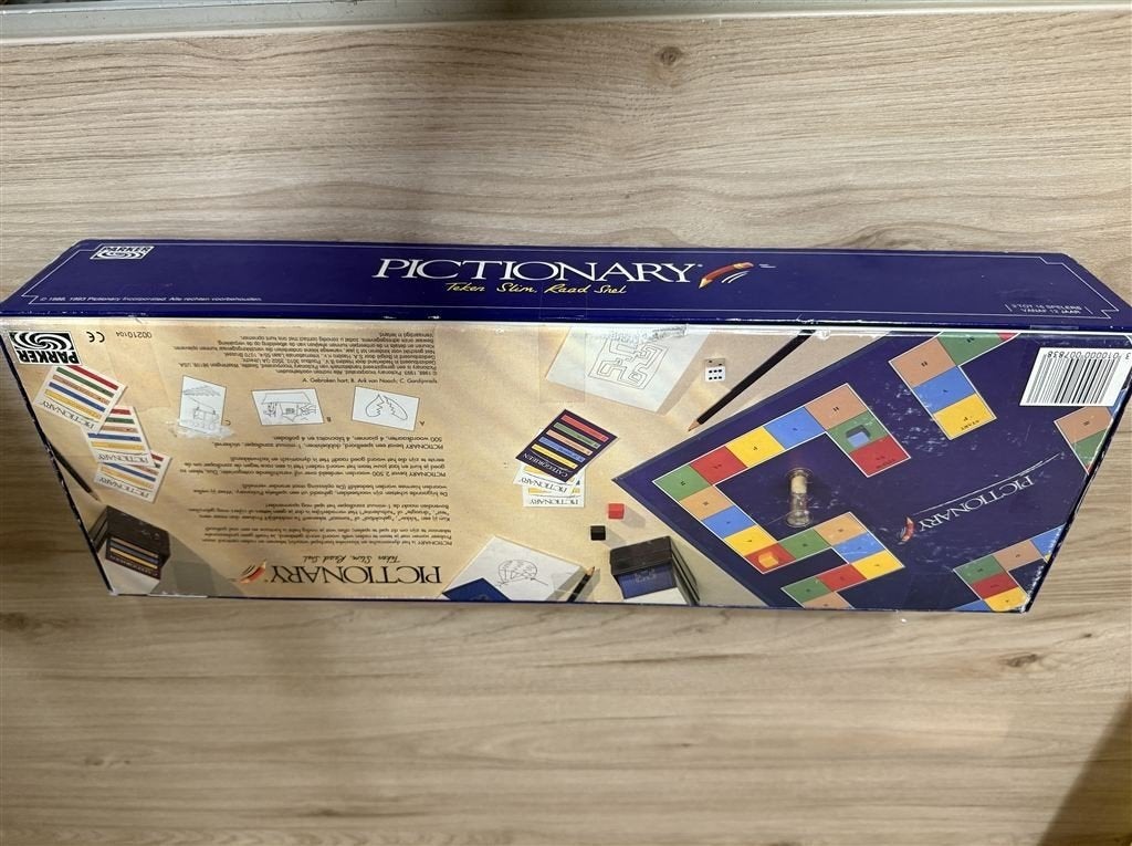 Pictionary Teken slim raad snel - s3255, Hobby en Vrije tijd, Gezelschapsspellen | Bordspellen, Verzenden, Zo goed als nieuw