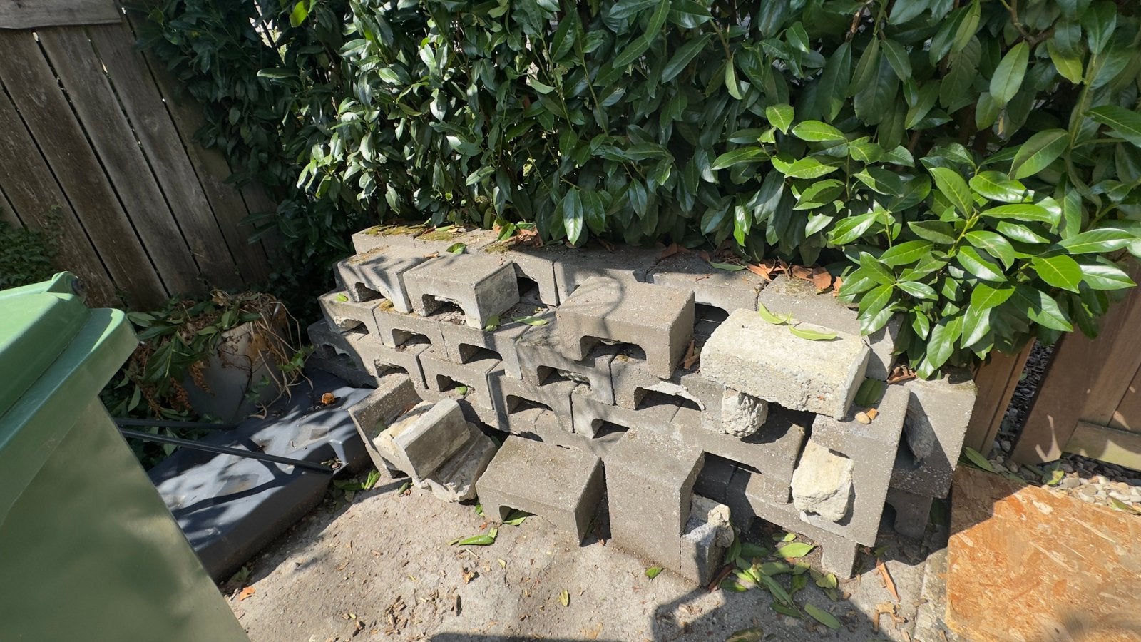 U-elementen - Beton, Tuin en Terras, Bielzen en Borders, Ophalen, Overige materialen, Gebruikt, Minder dan 100 cm