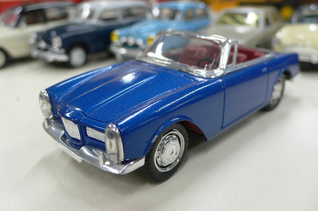 facel vega facellia - solido 1/43 -met volvo motor-, Verzenden, Nieuw, Auto, Solido