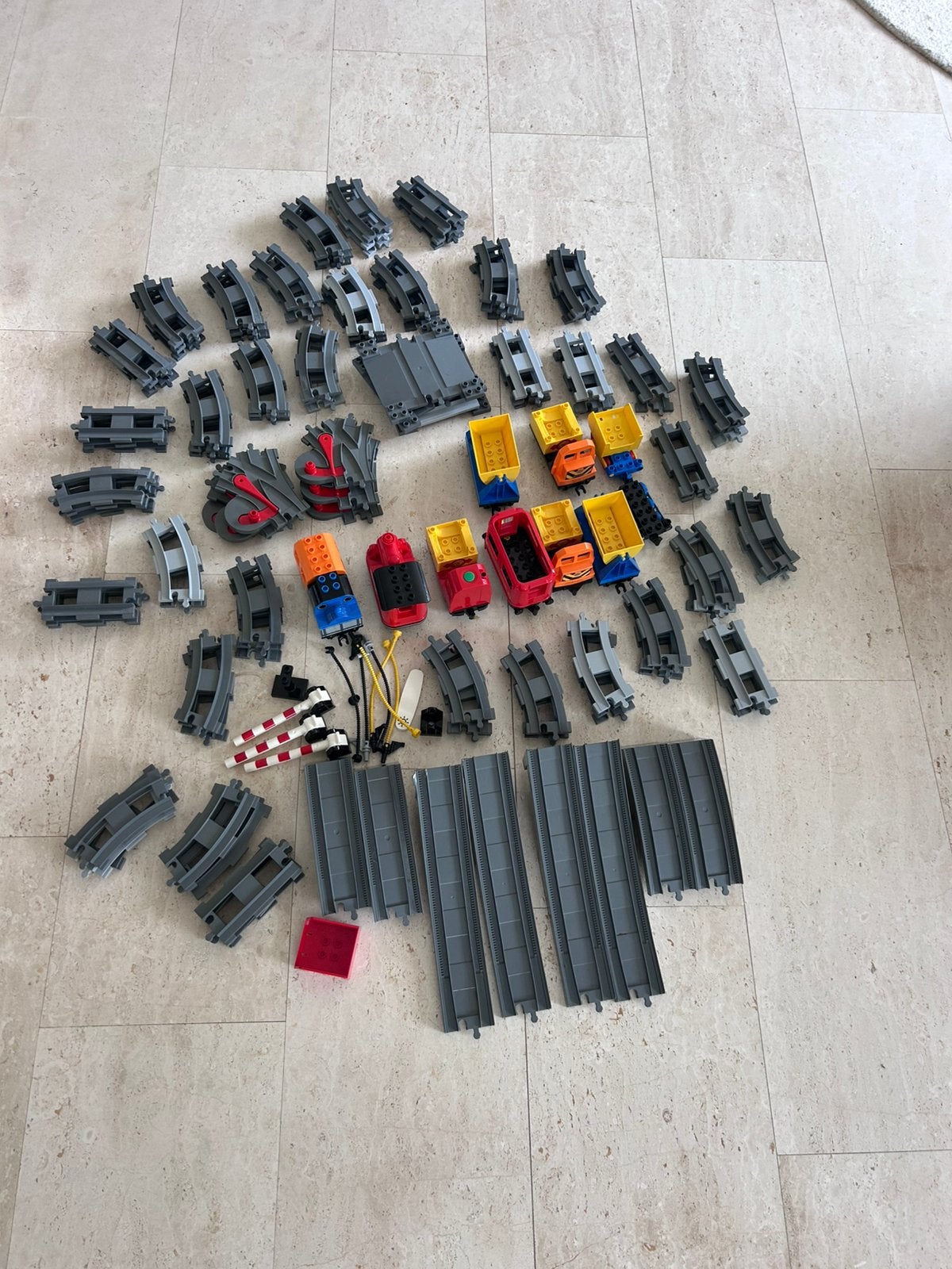 Duplo, Treinbaan, knikkerbaan en 3-4 kratjes duplo, Kinderen en Baby's, Ophalen, Gebruikt