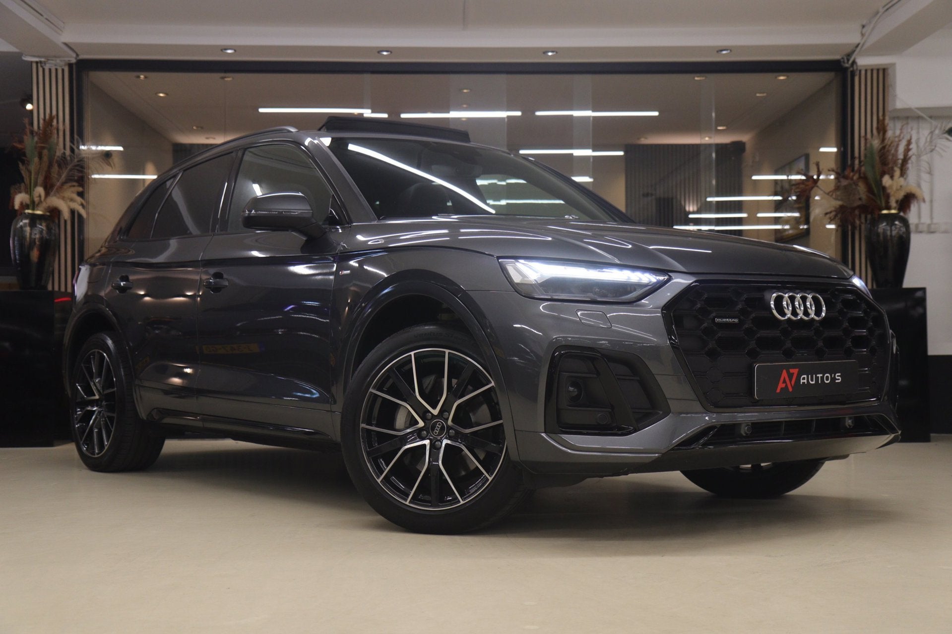 Audi Q5 50 TFSI e S edition Competition PANO/CARPLAY/ACC/KEY, Auto's, Automaat, Gebruikt, Euro 6, 4 cilinders
