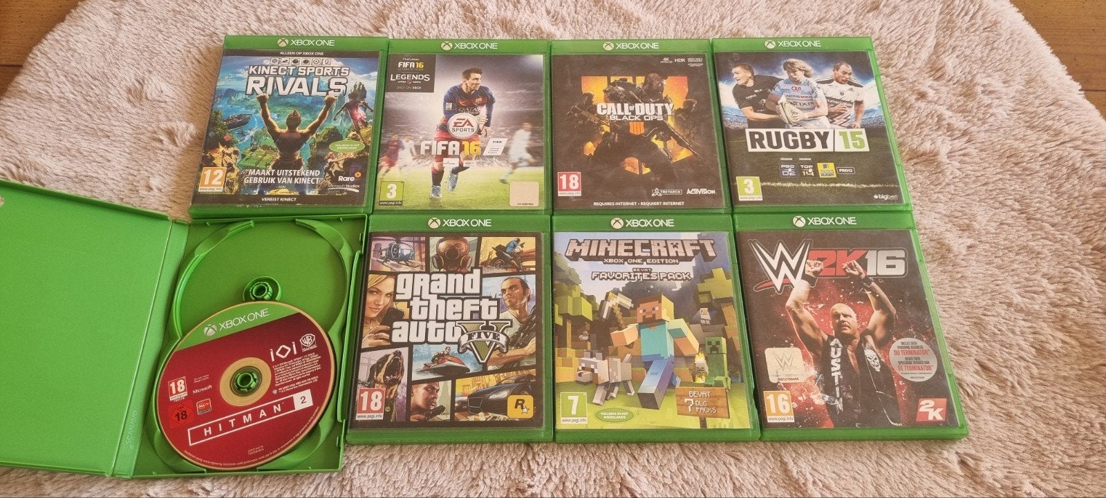 Xbox One met 2 controller, kinect en 8 spelen, 2 spelers, Ophalen of Verzenden, Vanaf 12 jaar