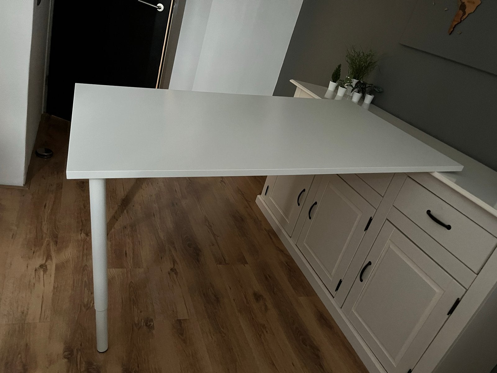 Witte tafelblad met verstelbare poot, Ophalen, Overige typen, Zo goed als nieuw, IKEA