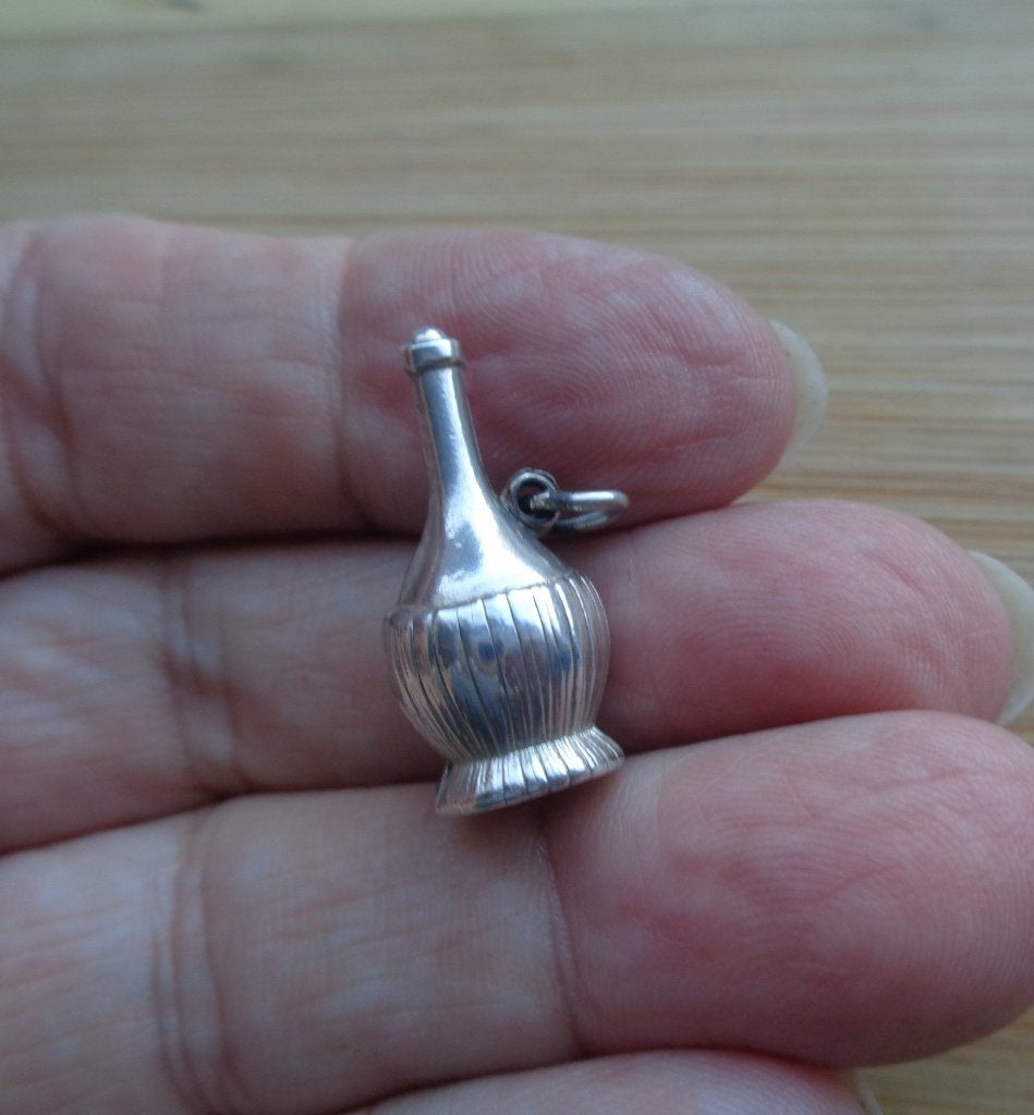 zilveren vintage bedel wijnfles [532], Overige merken, Ophalen of Verzenden, Zo goed als nieuw, 1 bedel